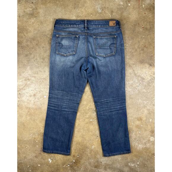 American Eagle Button-fly Boy Crop Jeans Women’s 10 Patch Distressed Medium Wash - Picture 2 of 10